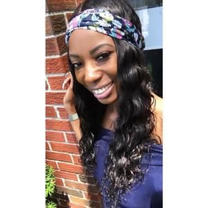 Meet your Posher, Dominique